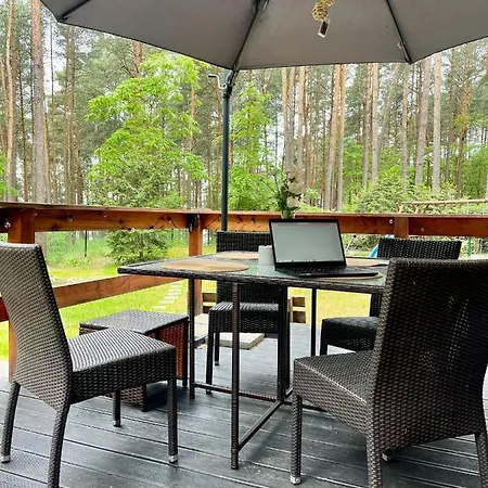 Urocza W Lesie Nad Woda Prázdninový dům